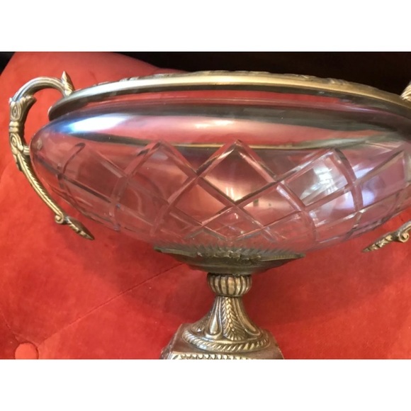 NW CLASSIC TOUCH DECOR BRASS/CRYSTAL FOOTED BOWL - Picture 3 of 7